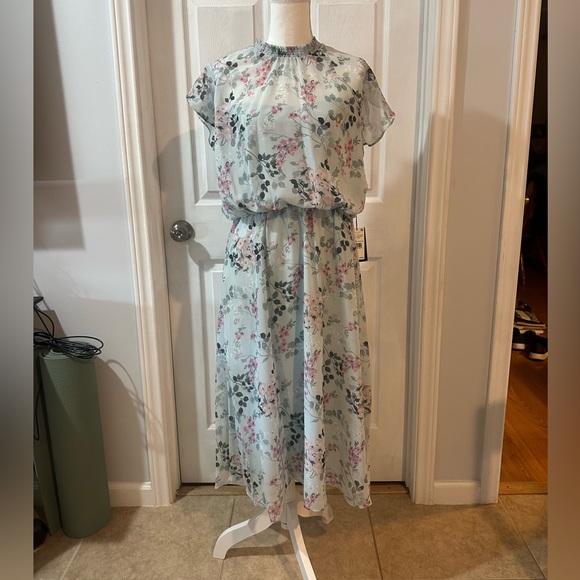 Adrianna Papell Short Printed Chiffon Dress Size 14 NWT Mint Multi Floral Spring - Picture 7 of 16